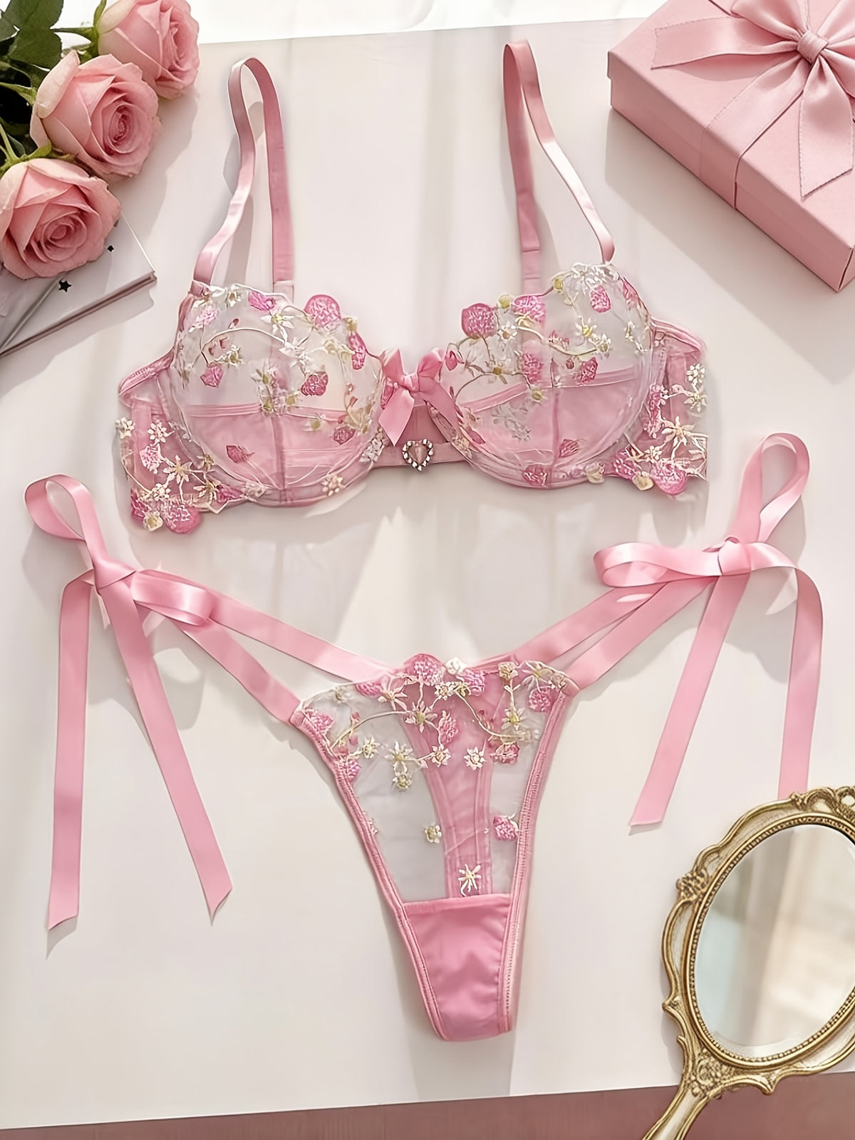 Luna Ribbon Embroidered Set