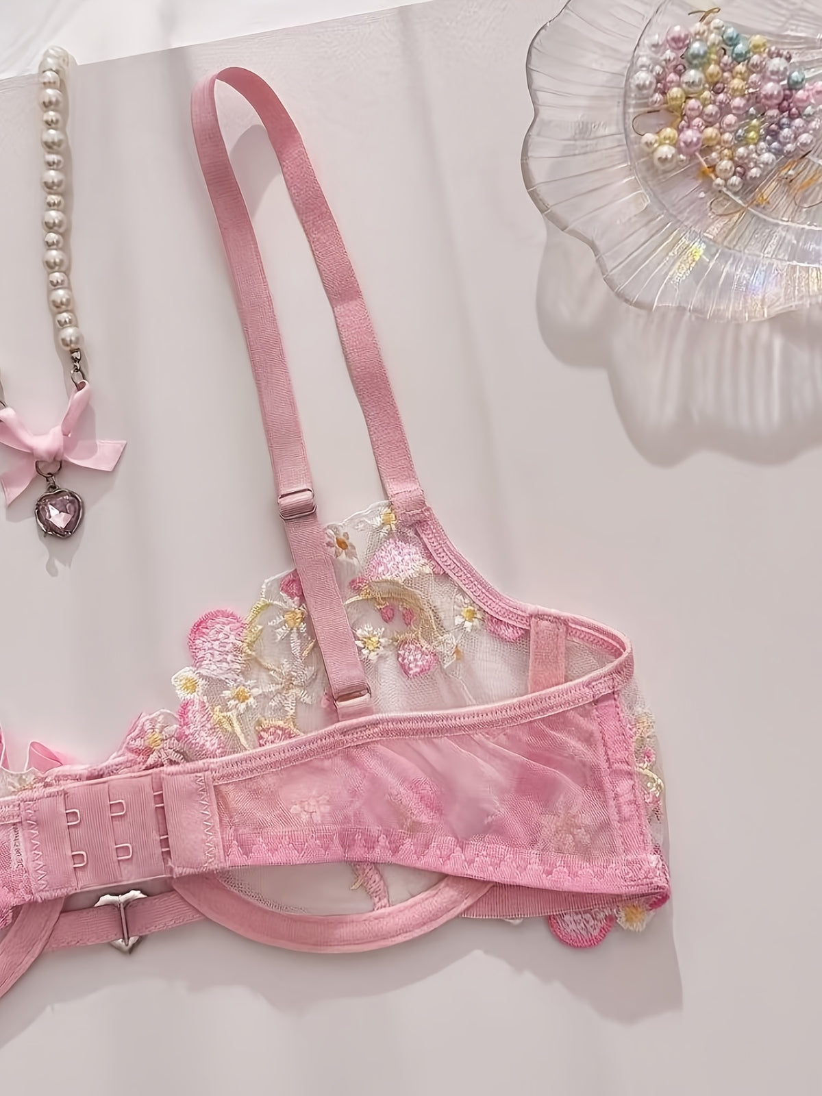 Luna Ribbon Embroidered Set