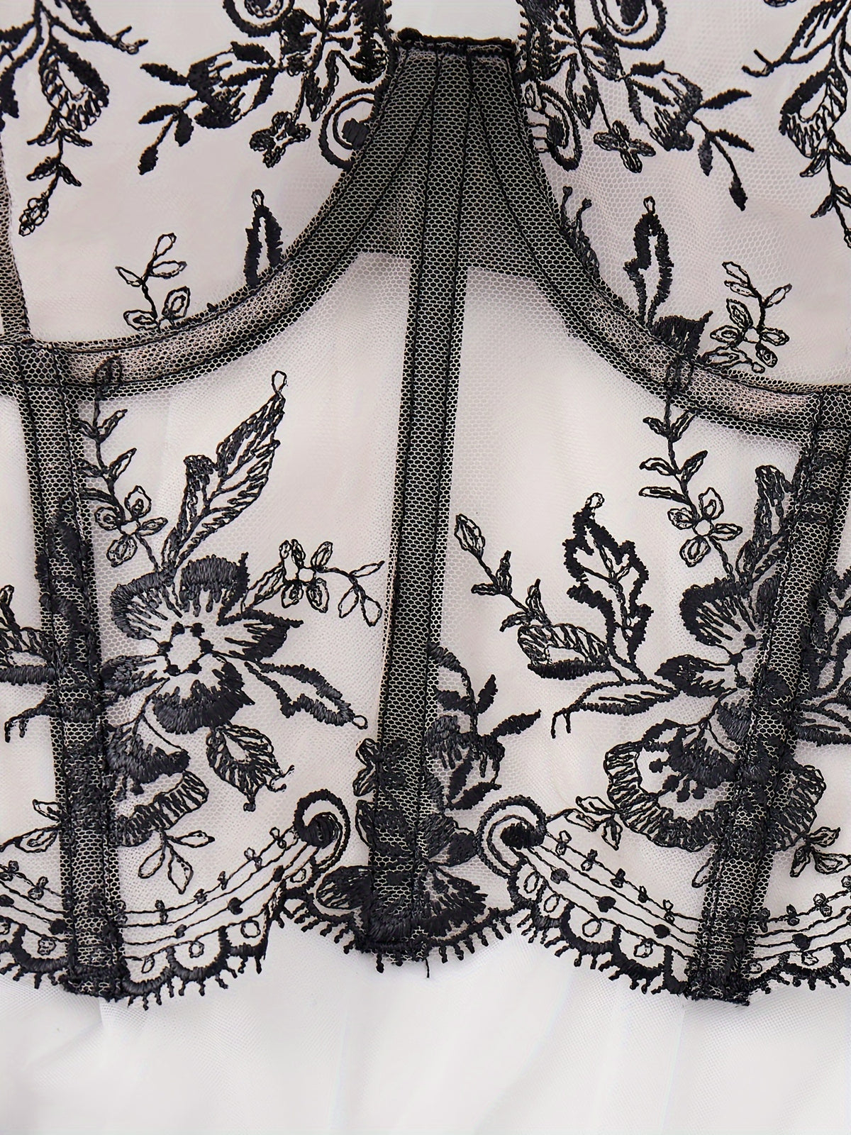 Atelier Embroidered Longline Set